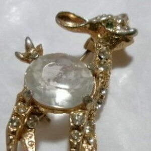 Vintage "Jelly Belly" Deer Pin/Brooch